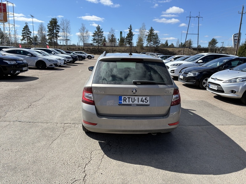 Skoda Fabia vaihtoauto