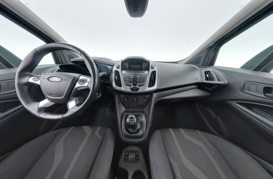 Ford Grand Tourneo Connect vaihtoauto