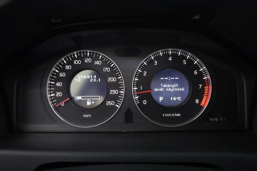 Volvo V70 vaihtoauto