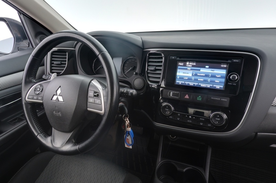 Mitsubishi Outlander vaihtoauto