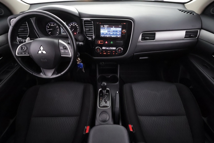 Mitsubishi Outlander vaihtoauto