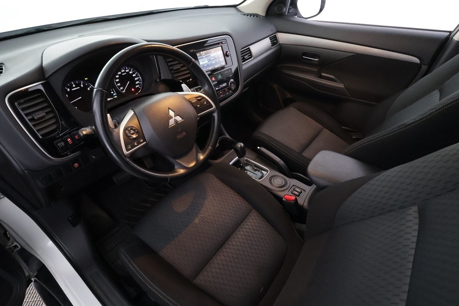 Mitsubishi Outlander vaihtoauto