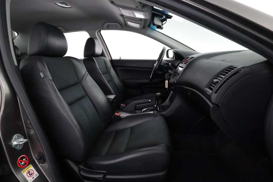 Honda Accord vaihtoauto