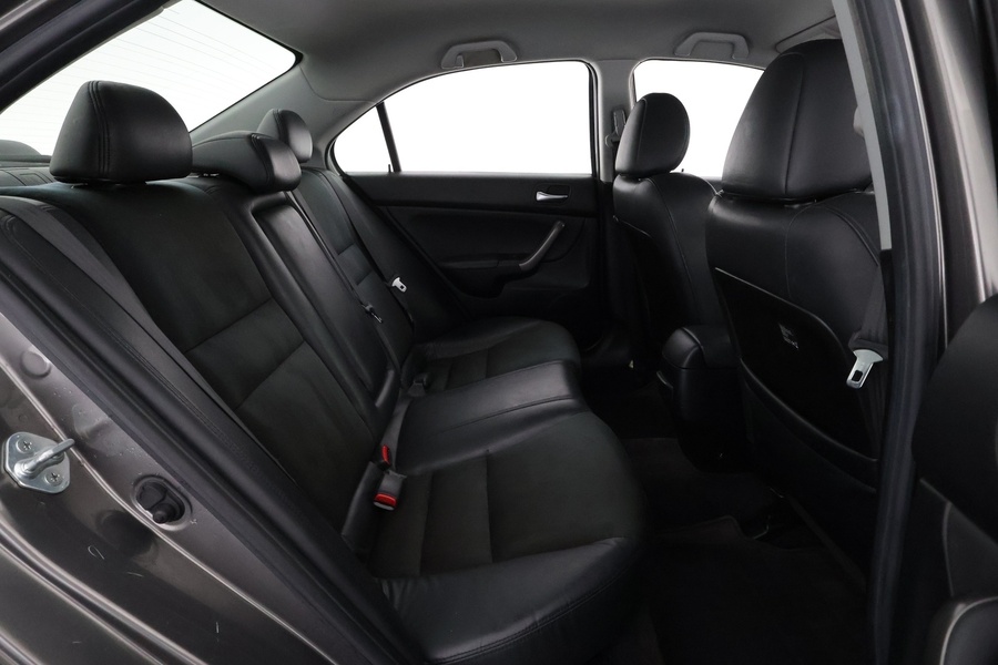 Honda Accord vaihtoauto