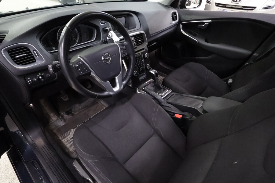 Volvo V40 vaihtoauto