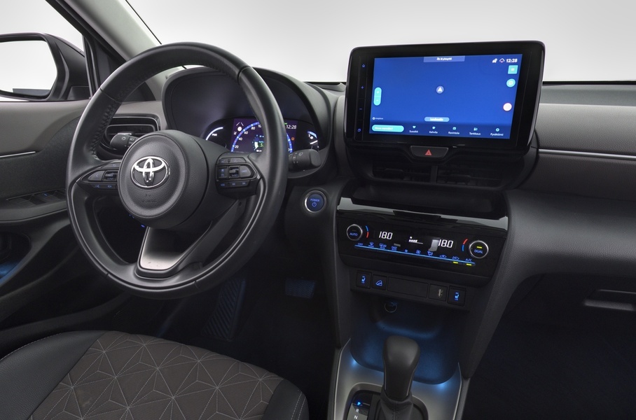 Toyota Yaris Cross vaihtoauto