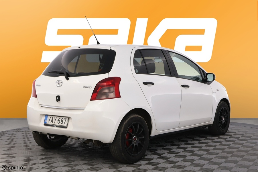 Toyota Yaris vaihtoauto