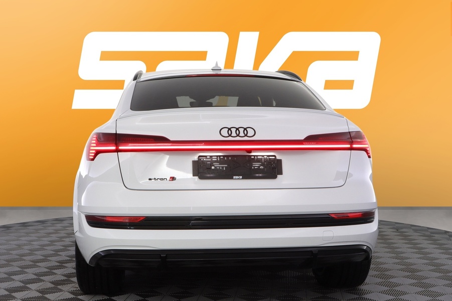 Audi e-tron vaihtoauto