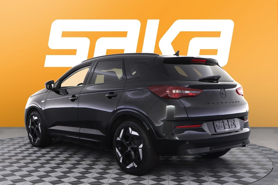 Opel Grandland vaihtoauto