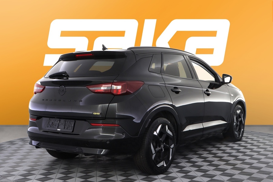 Opel Grandland vaihtoauto