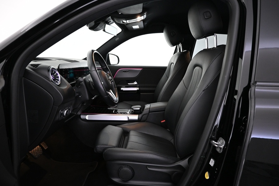 Mercedes-Benz EQB vaihtoauto