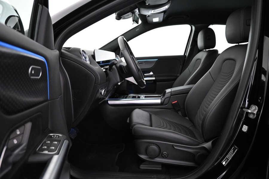 Mercedes-Benz EQA vaihtoauto