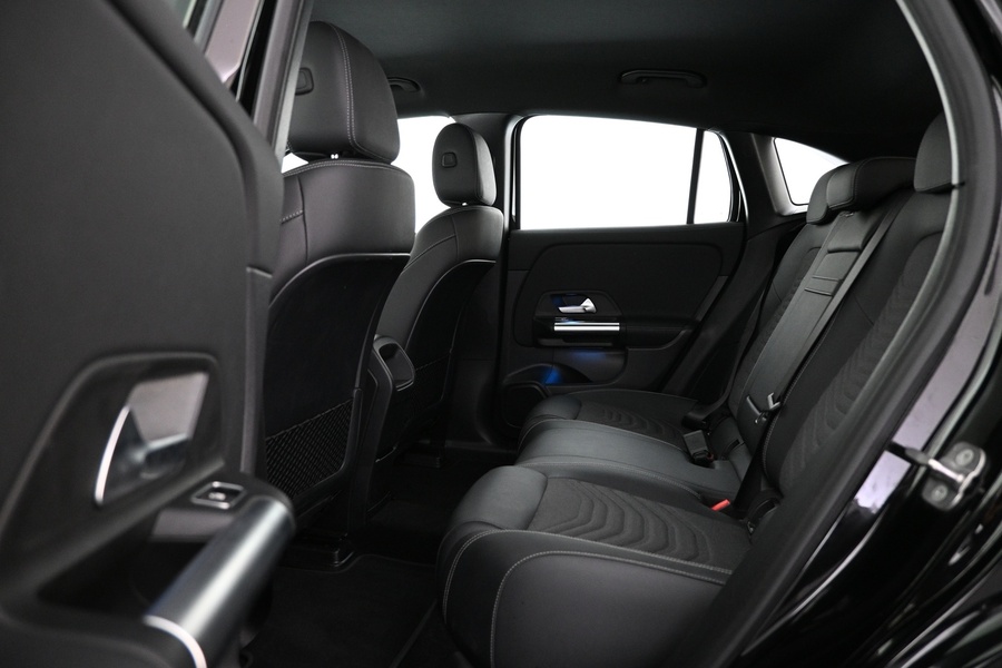 Mercedes-Benz EQA vaihtoauto