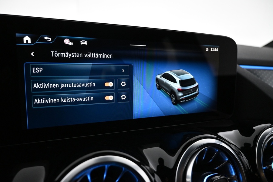 Mercedes-Benz EQA vaihtoauto