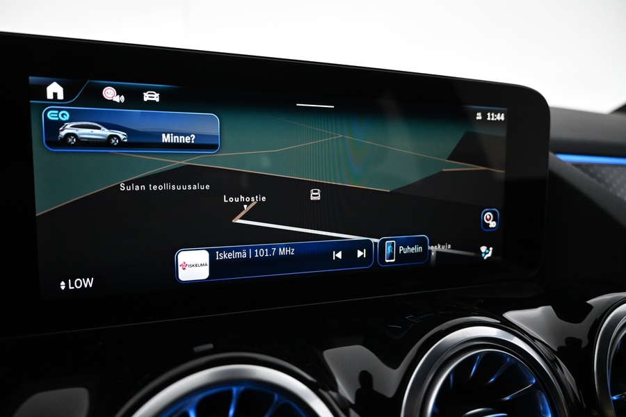 Mercedes-Benz EQA vaihtoauto