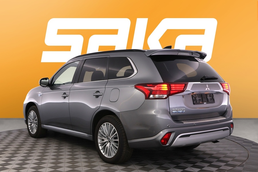 Mitsubishi Outlander PHEV vaihtoauto