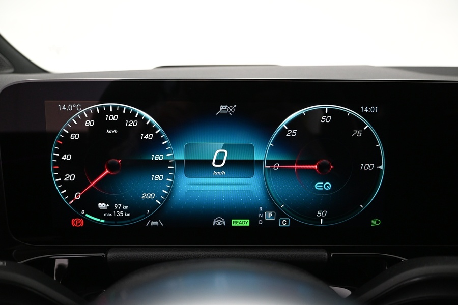 Mercedes-Benz EQA vaihtoauto