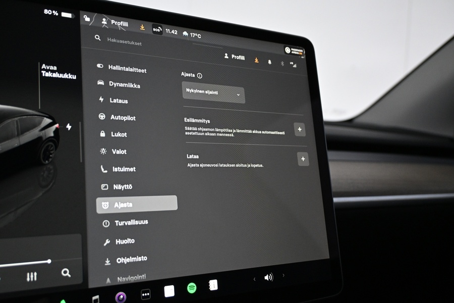 Tesla Model Y vaihtoauto