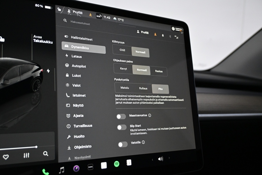 Tesla Model Y vaihtoauto