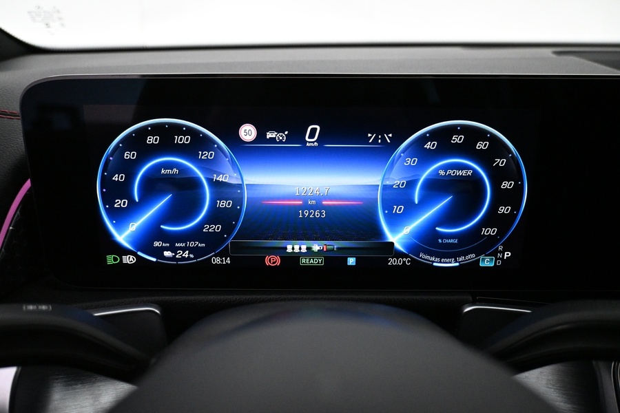 Mercedes-Benz EQB vaihtoauto