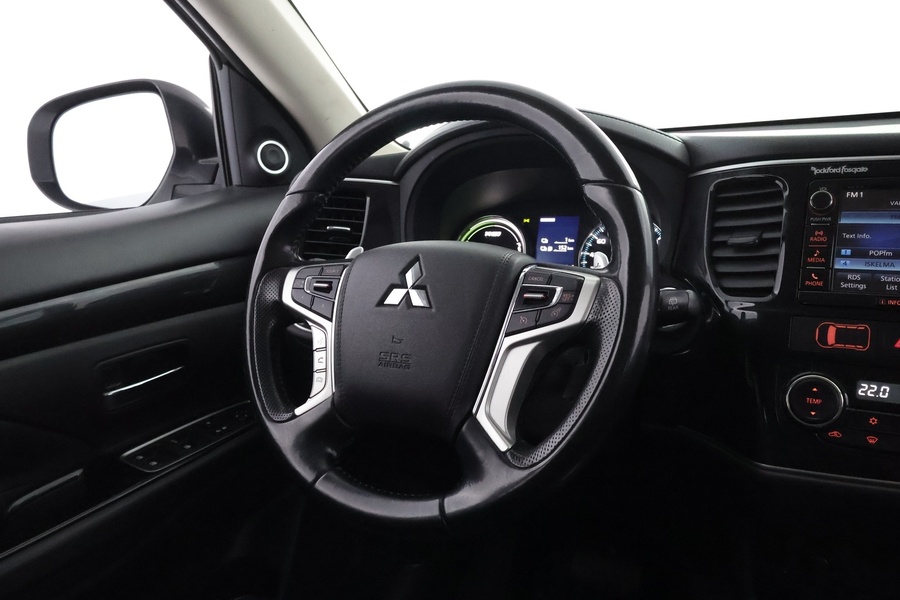 Mitsubishi Outlander PHEV vaihtoauto