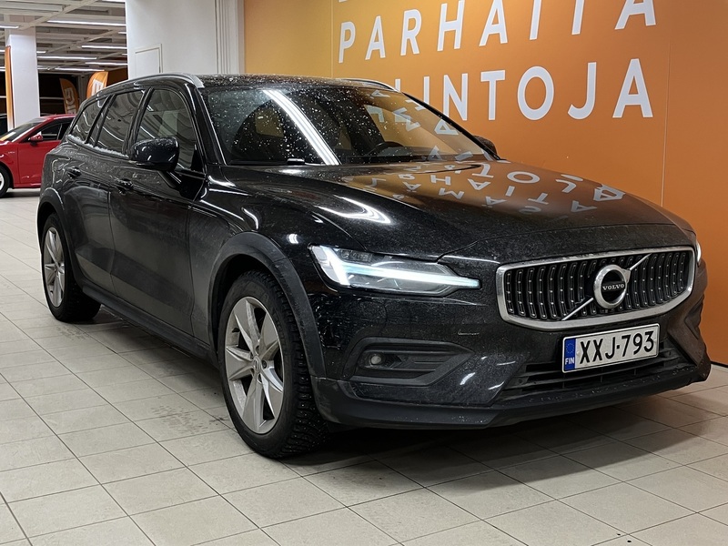 Volvo V60 Cross Country vaihtoauto