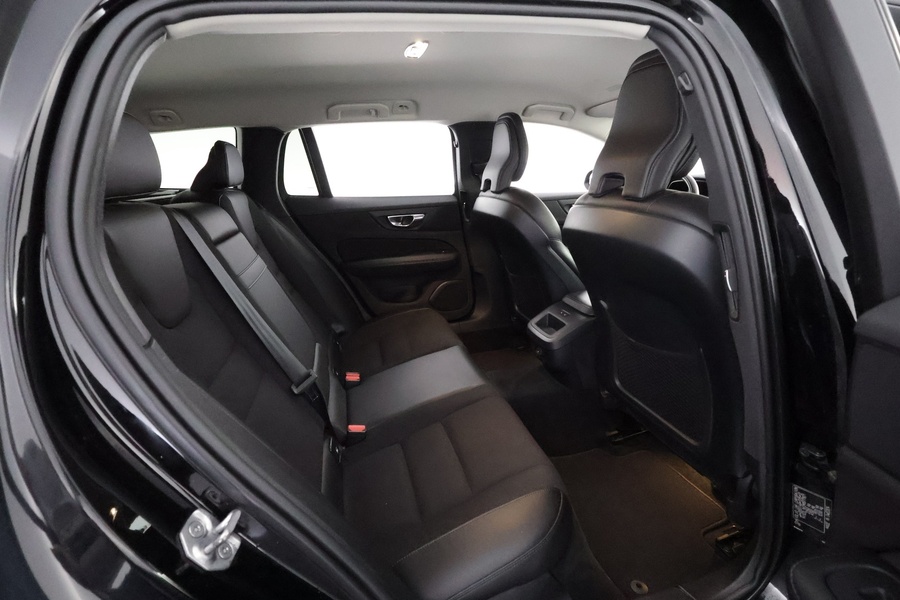 Volvo V60 Cross Country vaihtoauto