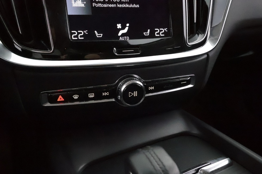 Volvo V60 Cross Country vaihtoauto