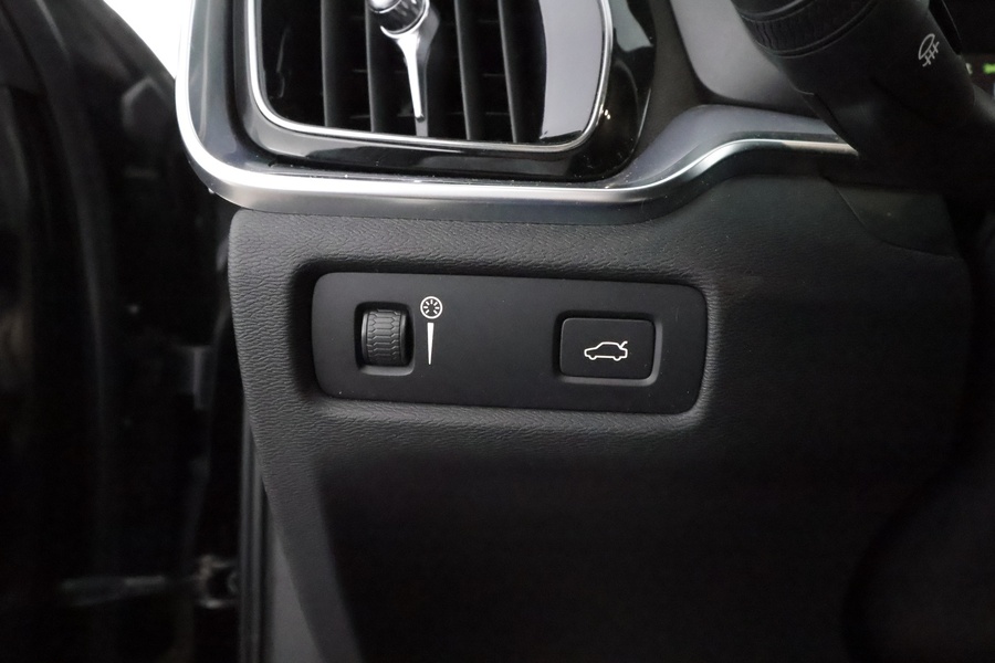 Volvo V60 Cross Country vaihtoauto