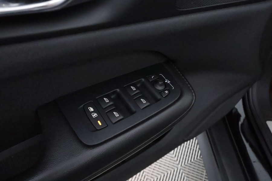 Volvo V60 Cross Country vaihtoauto