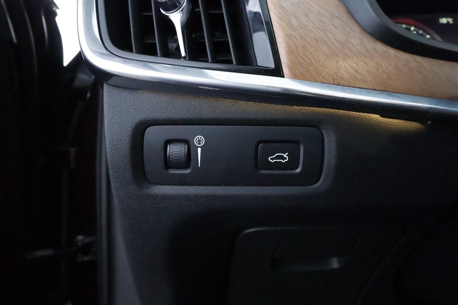 Volvo S90 vaihtoauto