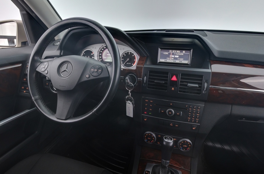 Mercedes-Benz GLK vaihtoauto