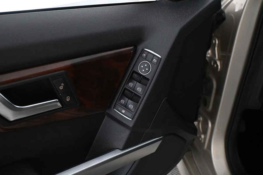 Mercedes-Benz GLK vaihtoauto