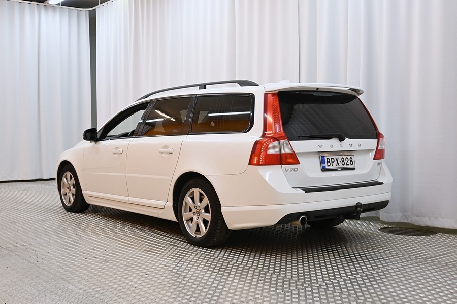 Volvo V70 vaihtoauto