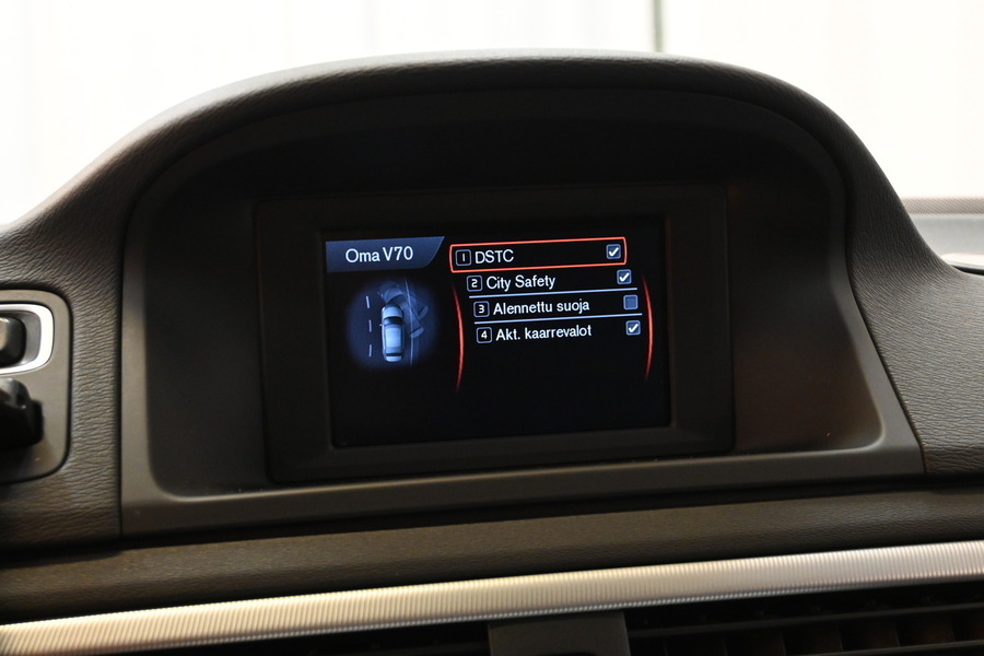 Volvo V70 vaihtoauto