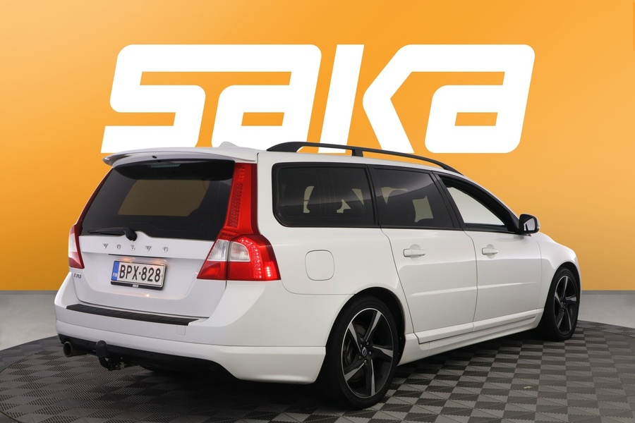 Volvo V70 vaihtoauto