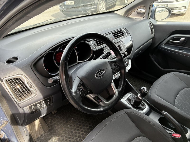 Kia Rio vaihtoauto