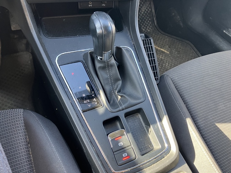 SEAT Leon ST vaihtoauto