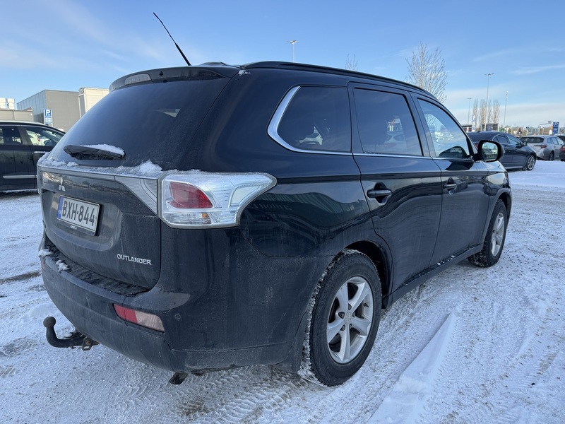 Mitsubishi Outlander vaihtoauto