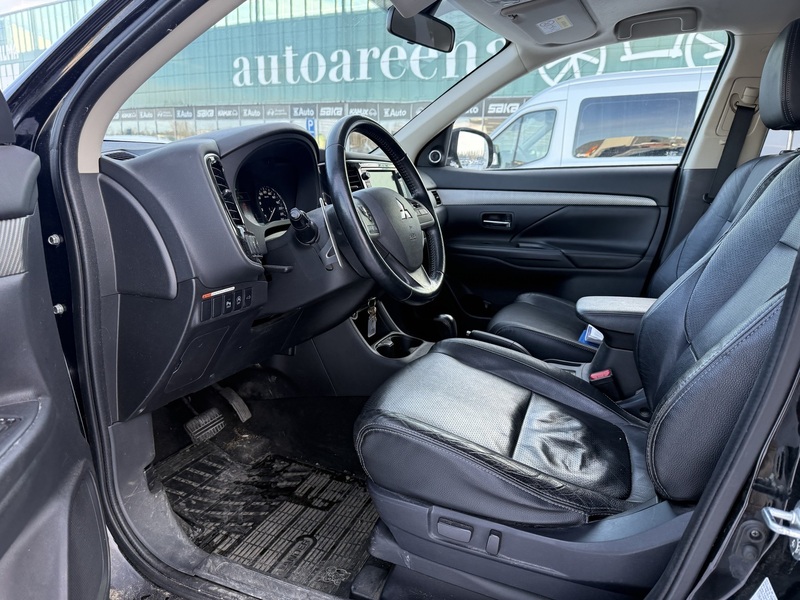 Mitsubishi Outlander vaihtoauto