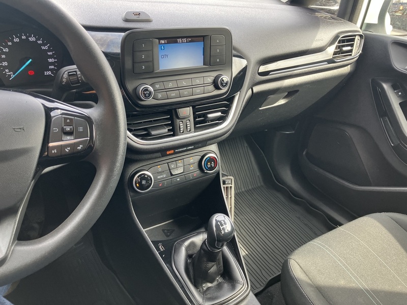 Ford Fiesta Van vaihtoauto