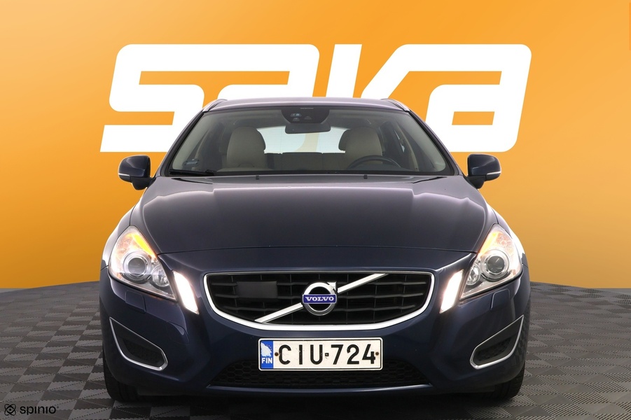 Volvo V60 vaihtoauto