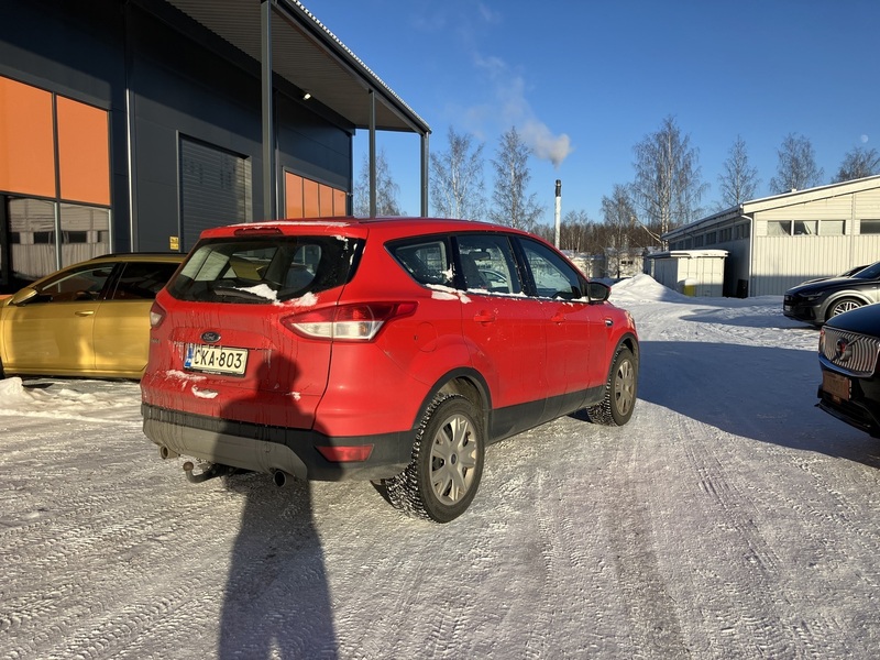Ford Kuga vaihtoauto