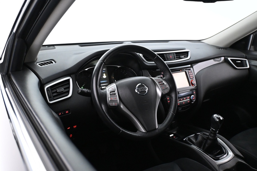 Nissan X-Trail vaihtoauto