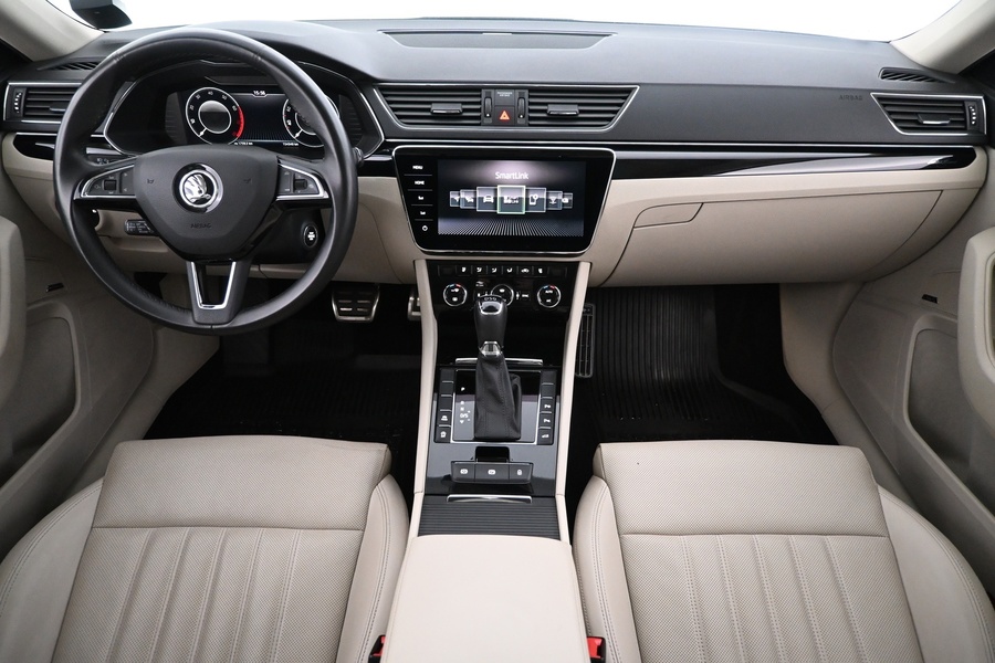 Skoda Superb vaihtoauto