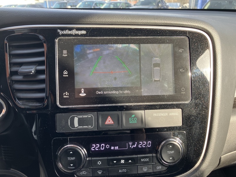 Mitsubishi Outlander PHEV vaihtoauto