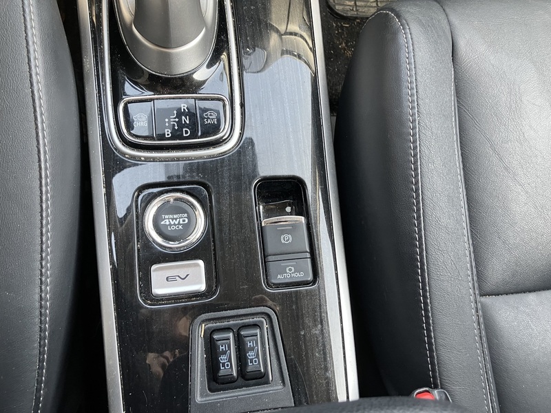 Mitsubishi Outlander PHEV vaihtoauto