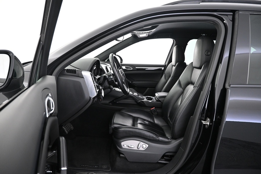 Porsche Cayenne vaihtoauto