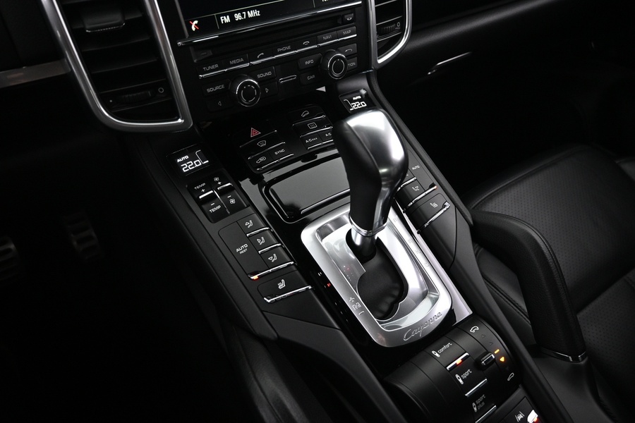 Porsche Cayenne vaihtoauto