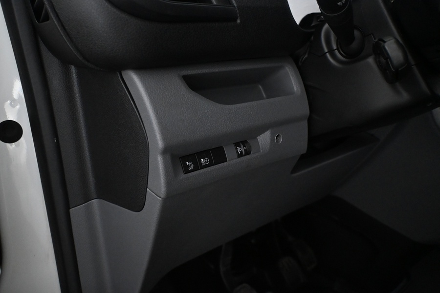 Opel Vivaro vaihtoauto